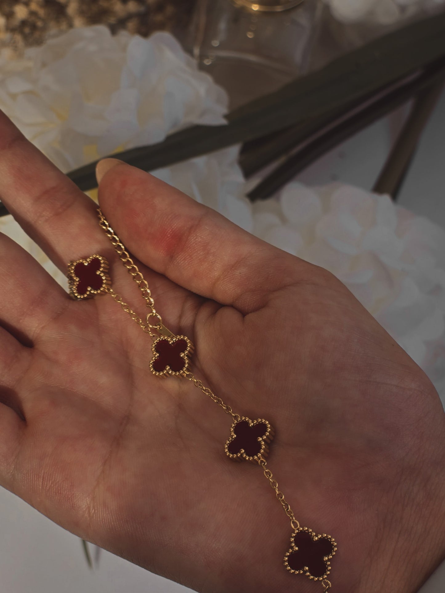 Pulsera de Eslabones Trébol Grande - Rojo Rubí